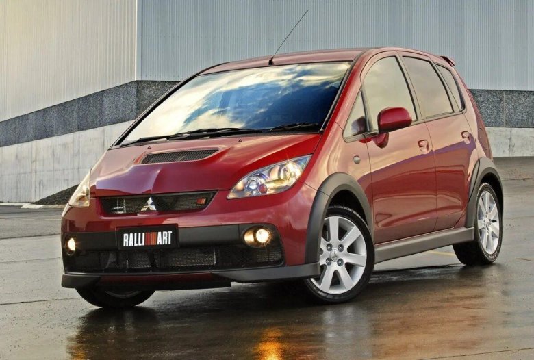 Митсубиси кольт 2006