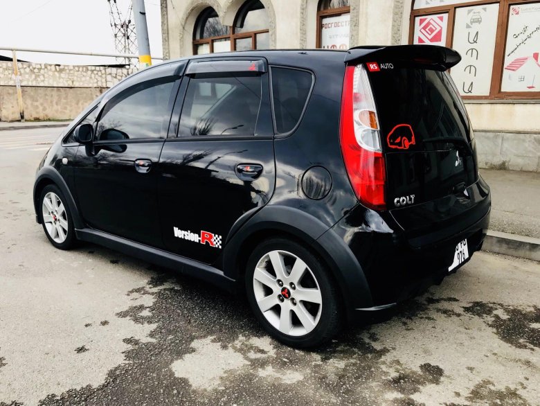 Мицубиси Кольт раллиарт