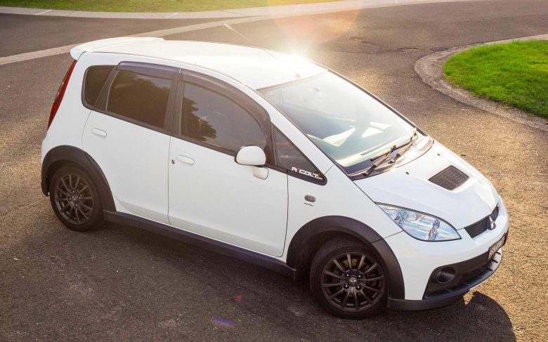 Mitsubishi colt vi