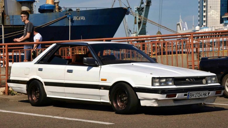 Ниссан скайлайн 1987