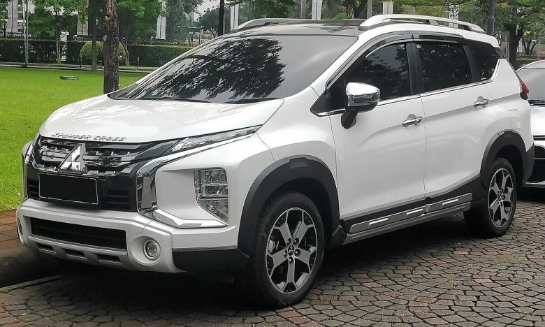 Mitsubishi xpander cross