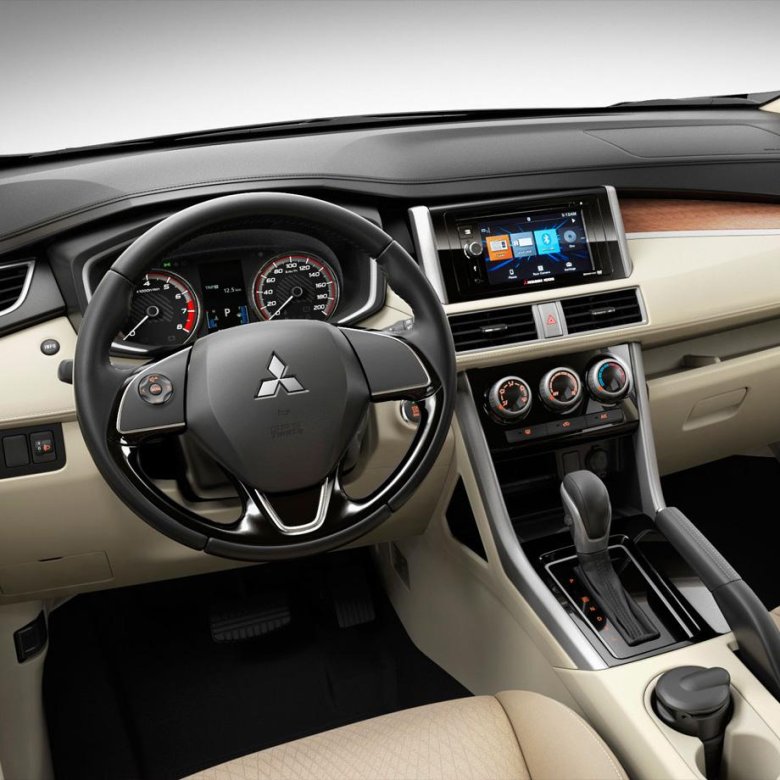 Mitsubishi Xpander 2022 салон