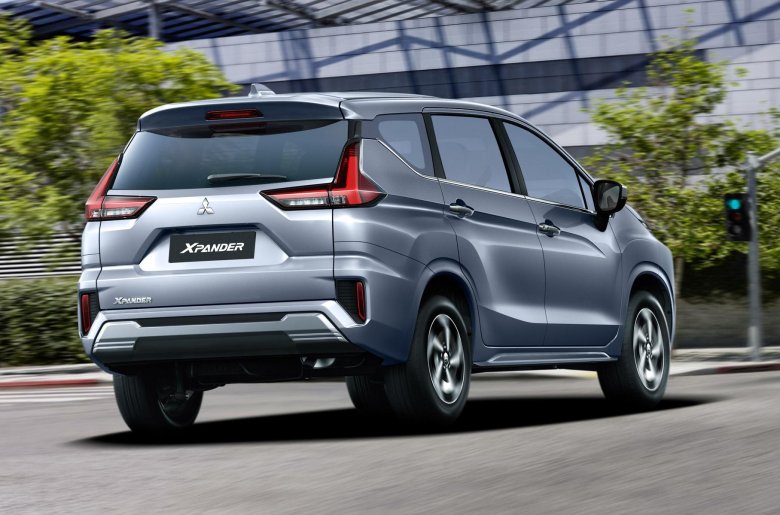 Митсубиси Xpander 2022