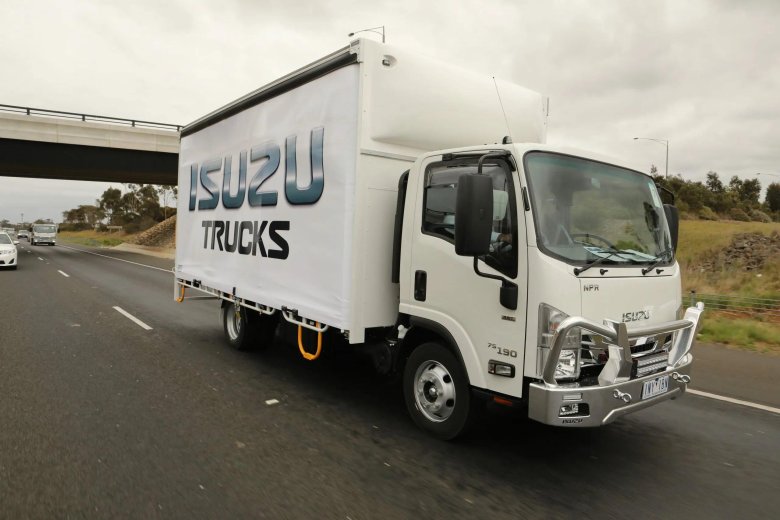 Грузовики Исудзу малотоннажные