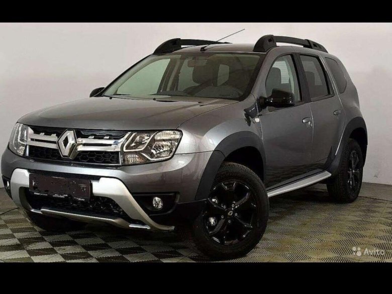 Renault Duster серый