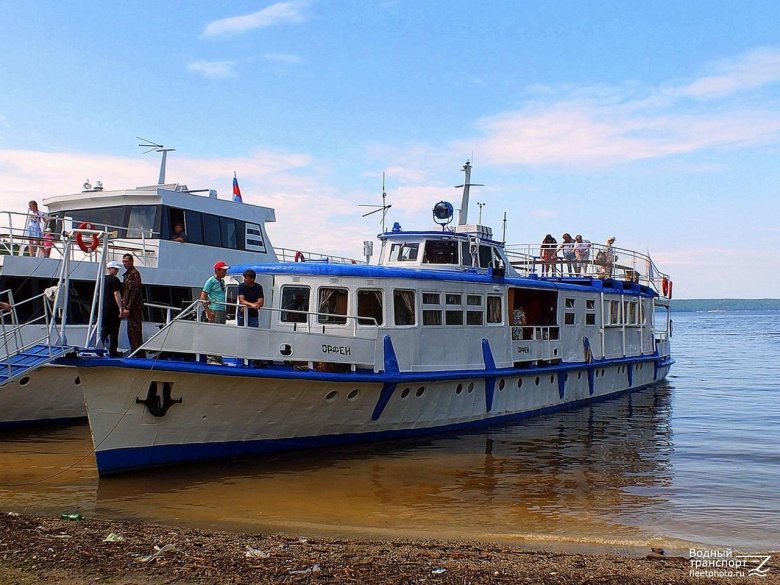 Теплоход проекта 839а