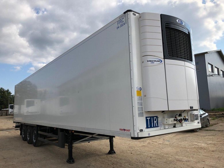 Полуприцеп рефрижератор Schmitz Cargobull 2021