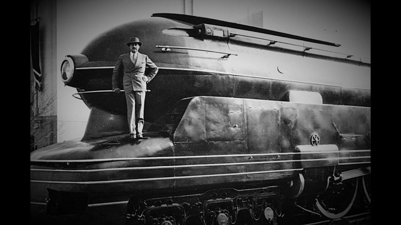 Раймонд Лоуи паровоз