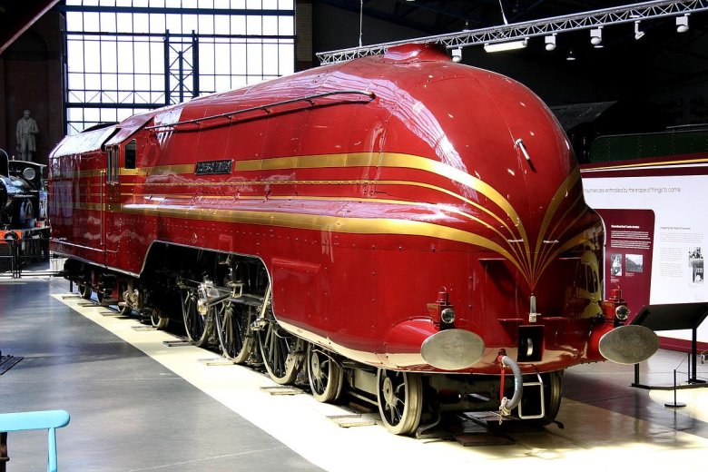 Герцогиня Гамильтон паровоз