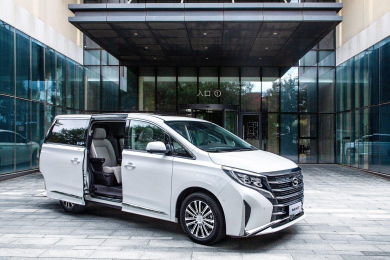 GAC минивэн gm8 2022