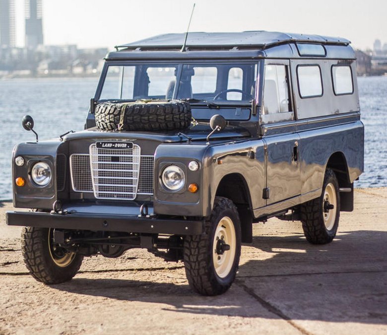 Ленд Ровер Дефендер 3