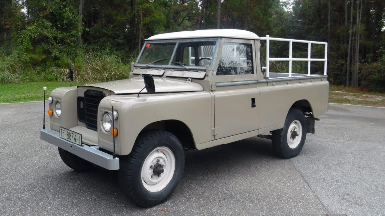 Land Rover 109 Pickup