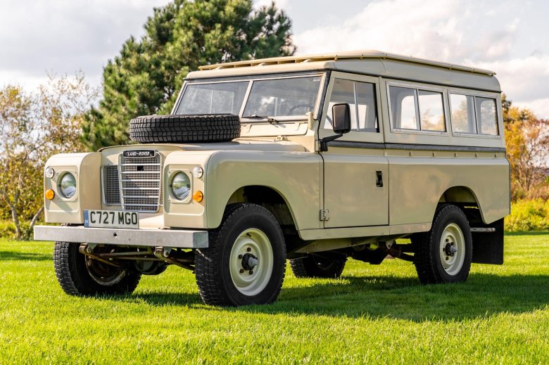 Land rover 109 series 3
