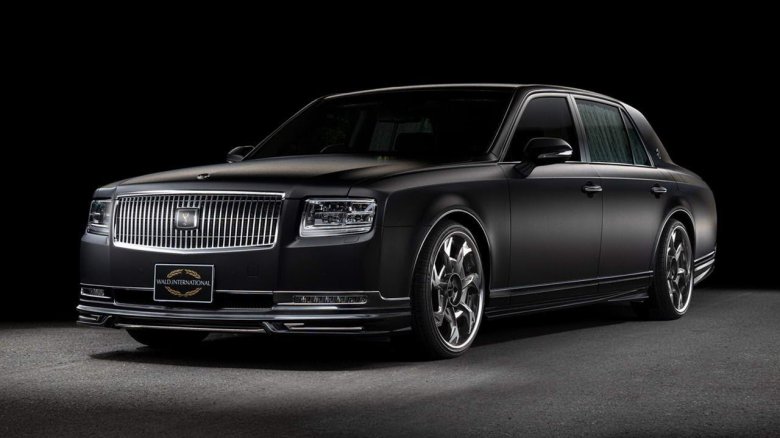 Тойота сенчури 2021