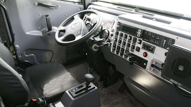 КАМАЗ-63968 салон