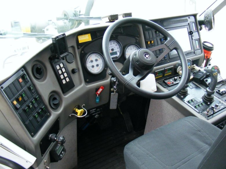 Oshkosh Striker 4500