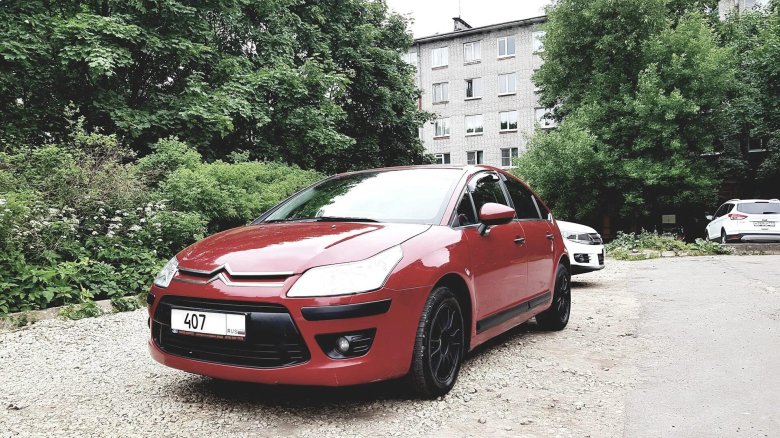 Ситроен ц4 красный