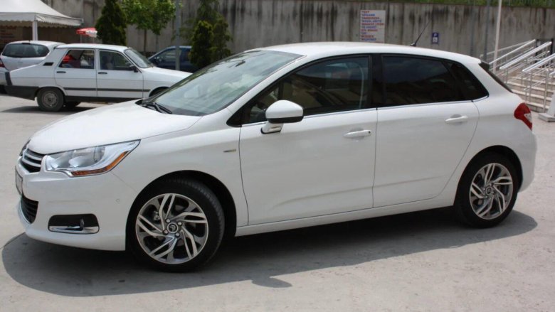 Ситроен с4 седан на r17