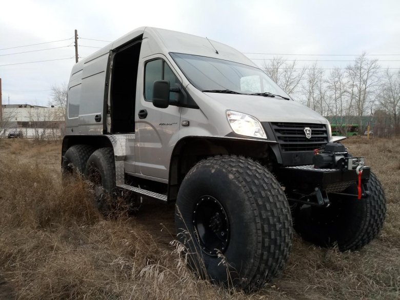 Снегоболотоход СКБ-600