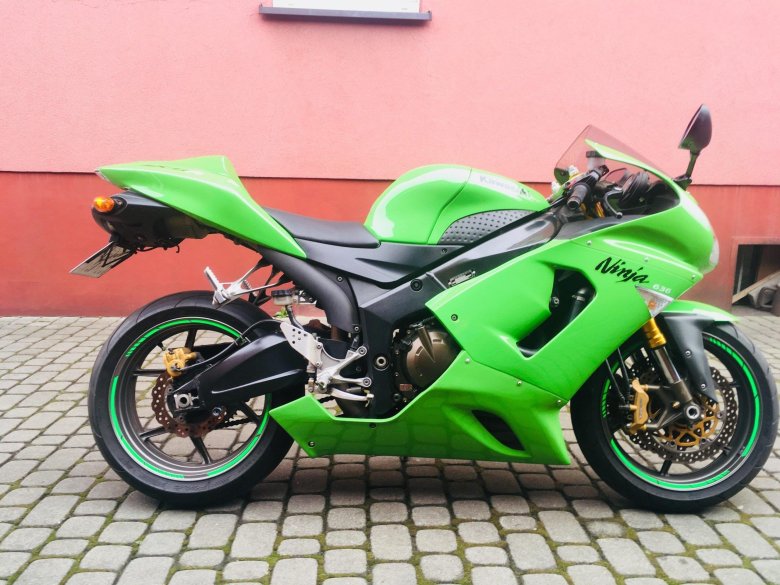 Kawasaki zx6r 636