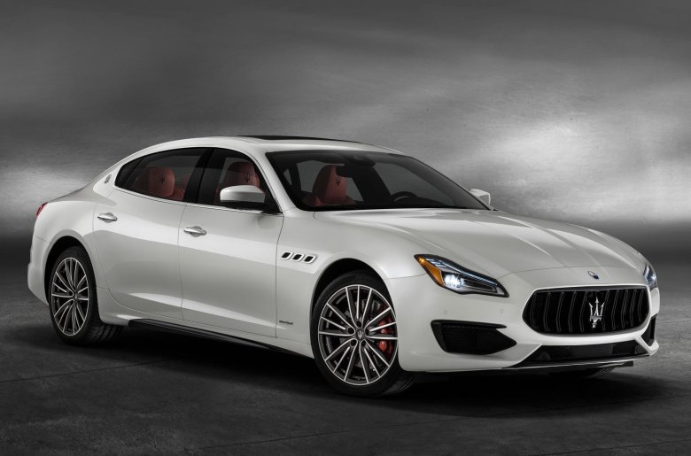 Мазерати Кватропорте 2020