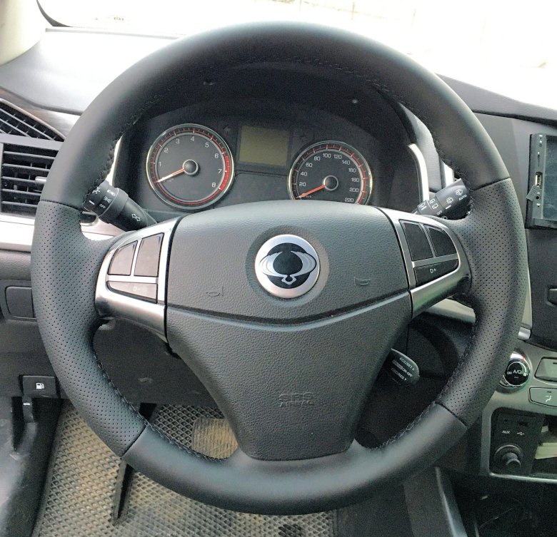 Руль саньенг актион