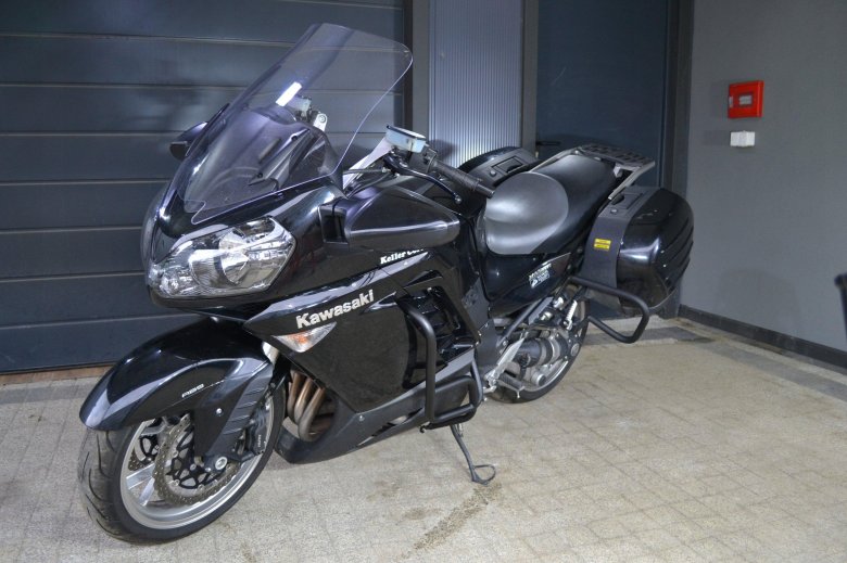 Кавасаки 1400 GTR