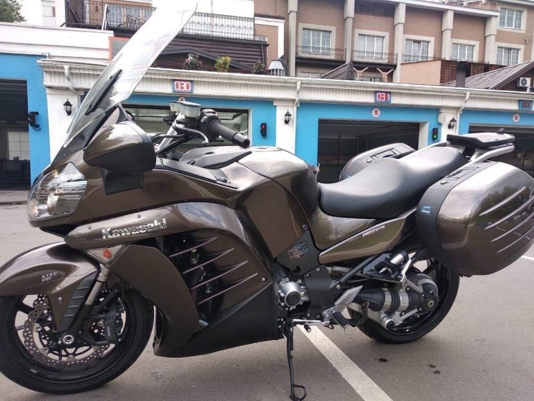 Kawasaki gtr 1400