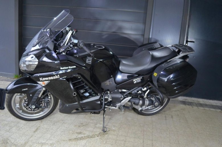 Kawasaki gtr 1400