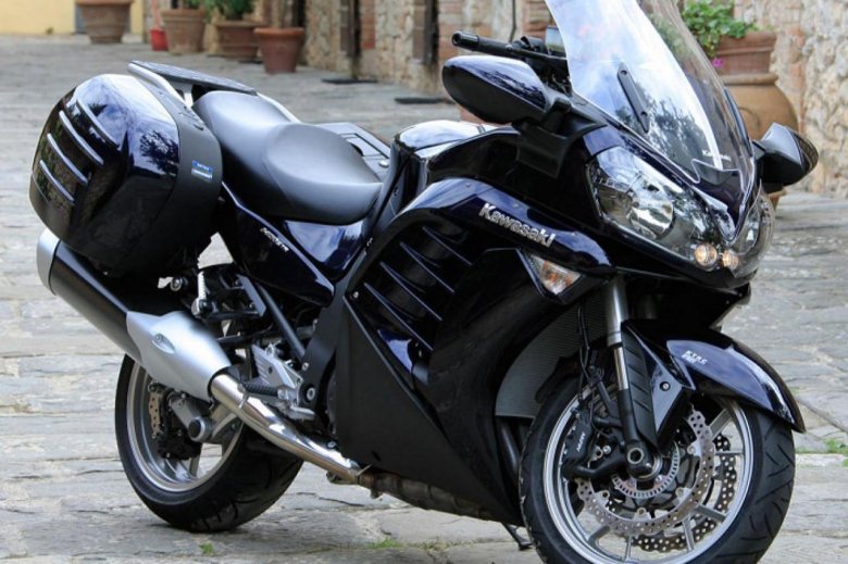 Кавасаки 1400 GTR