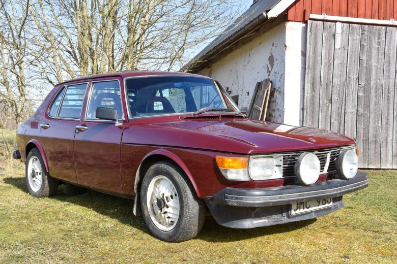 Saab 900 1983