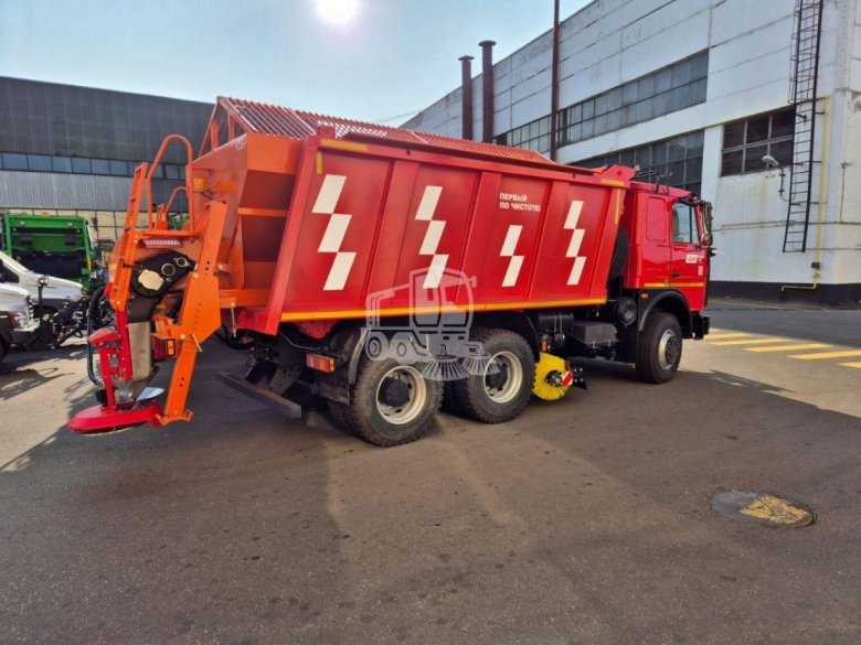 Комбинированная дорожная машина эд-244а1