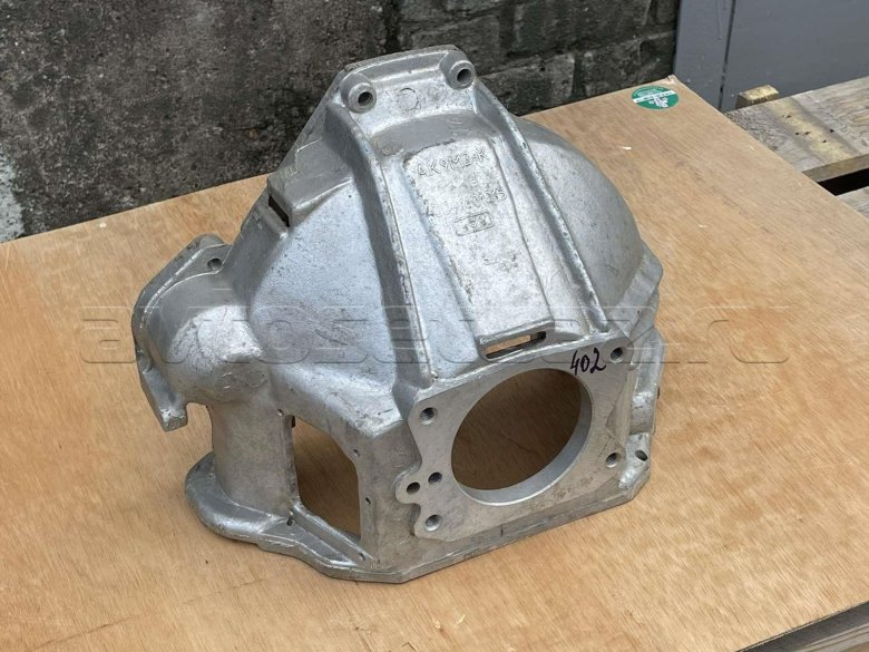 1601015 Картер сцепления