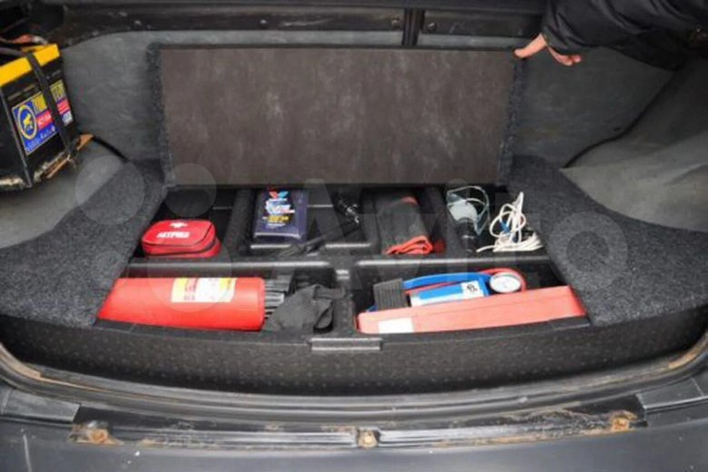 Фальшпол в багажник Шевроле Нива