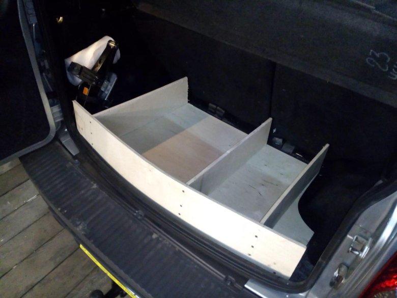 Фальшпол в багажник Шевроле Нива