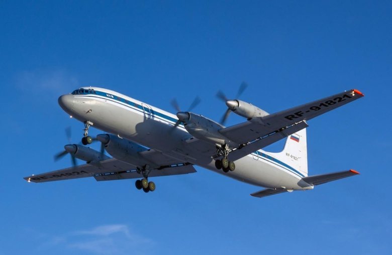 Ил 18 самолет