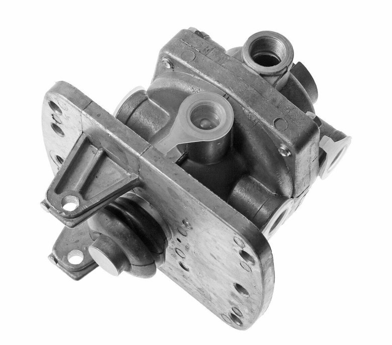 Кран тормозной подпедальный КАМАЗ / 100-3514108-10