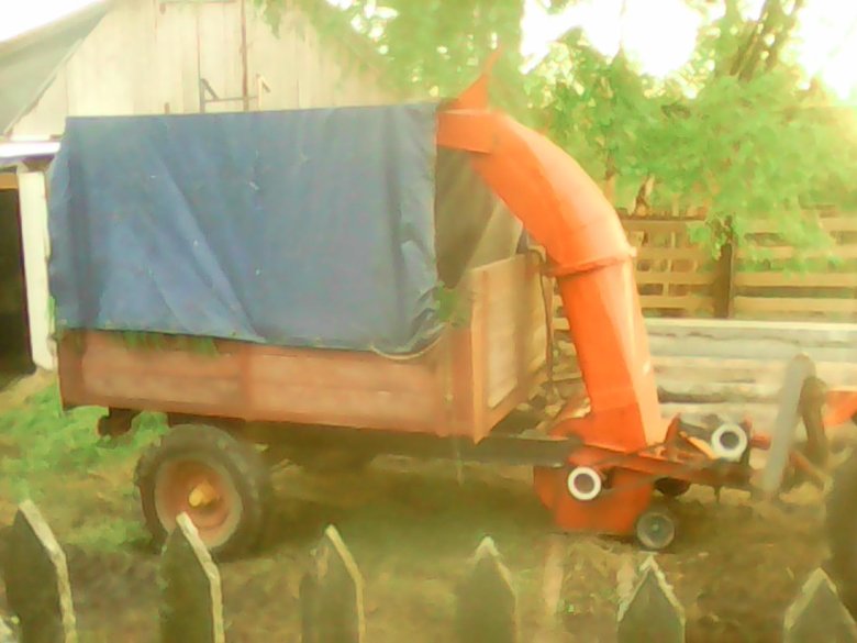 МТЗ Кир 1.5 с бункером