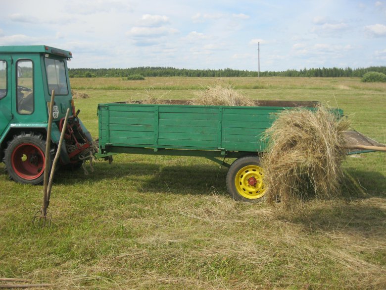 Тигер 800 прицеп для сена