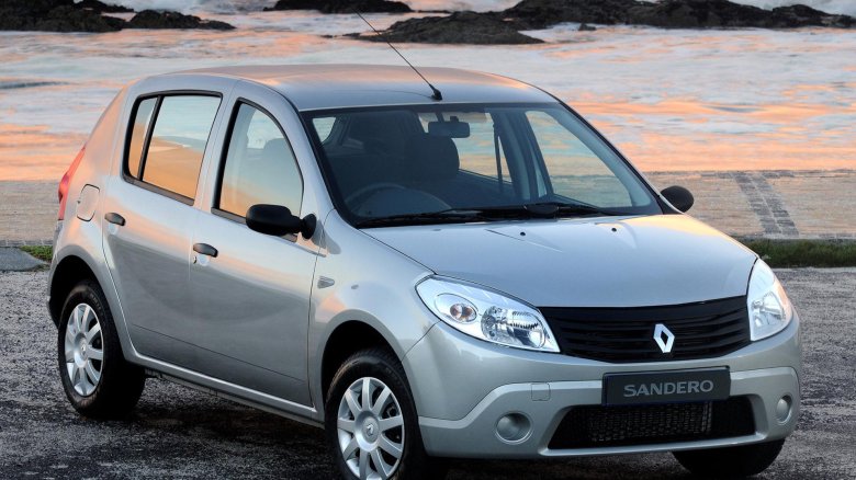 Сандеро 1 поколение