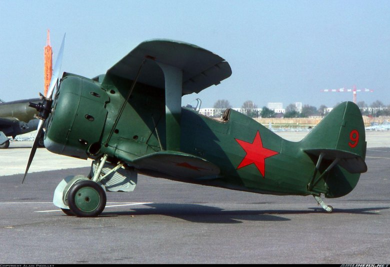 Истребитель – биплан и-153