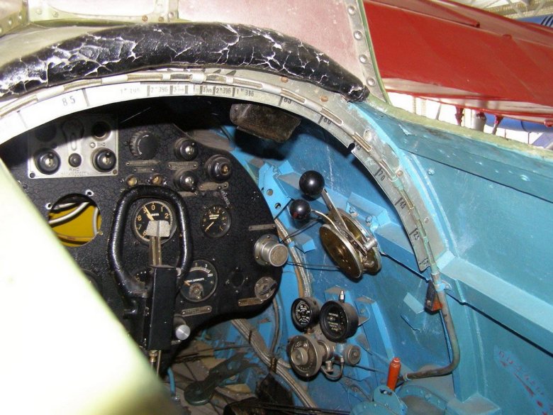 И-16 Тип 24 кабина