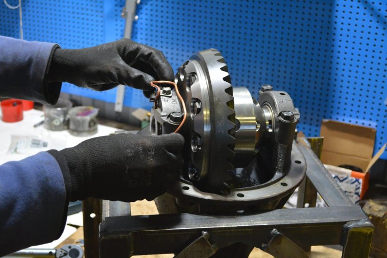 Редуктор автомобиля