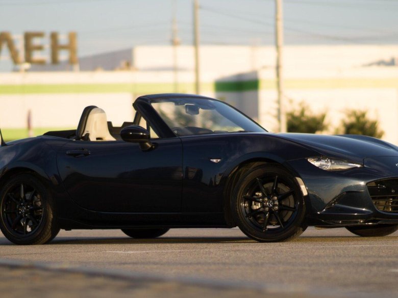 Мазда роадстер