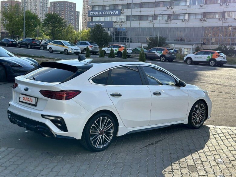 Kia cerato gt line