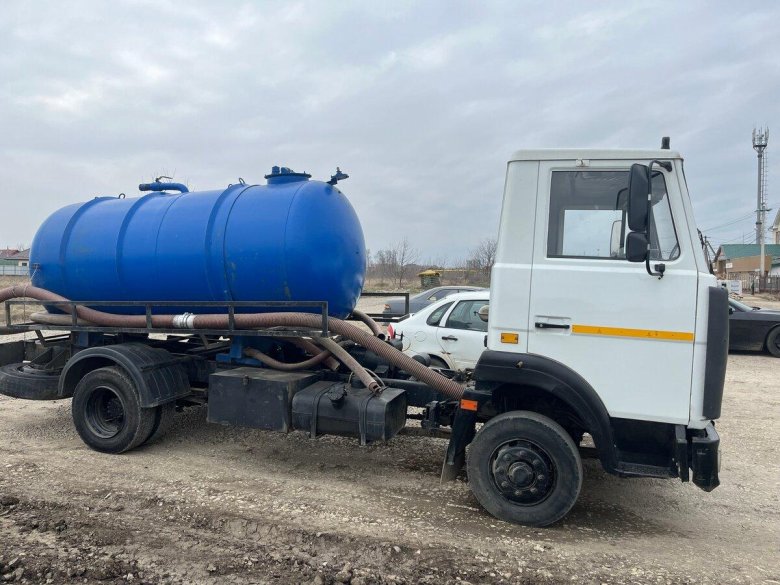 Ассенизатор маз