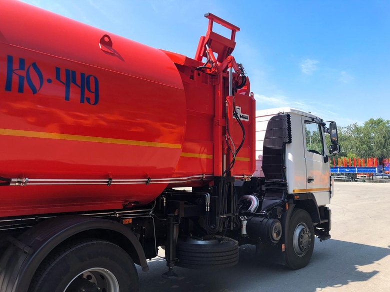 Мусоровоз ко 449 МАЗ