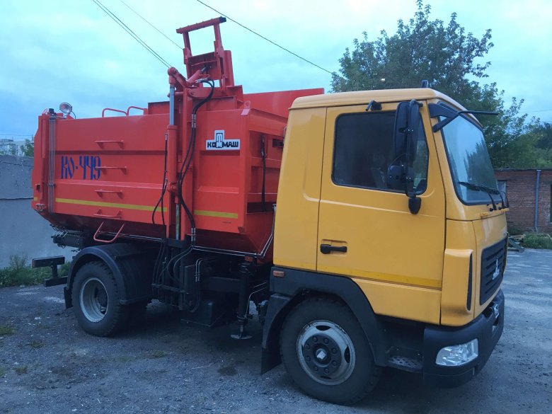 МАЗ 4371 мусоровоз