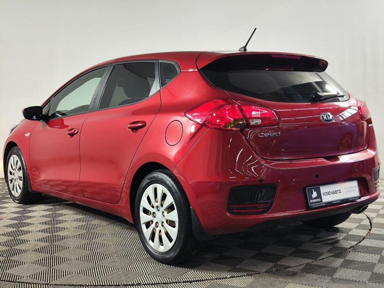 Киа СИД новый 2470000