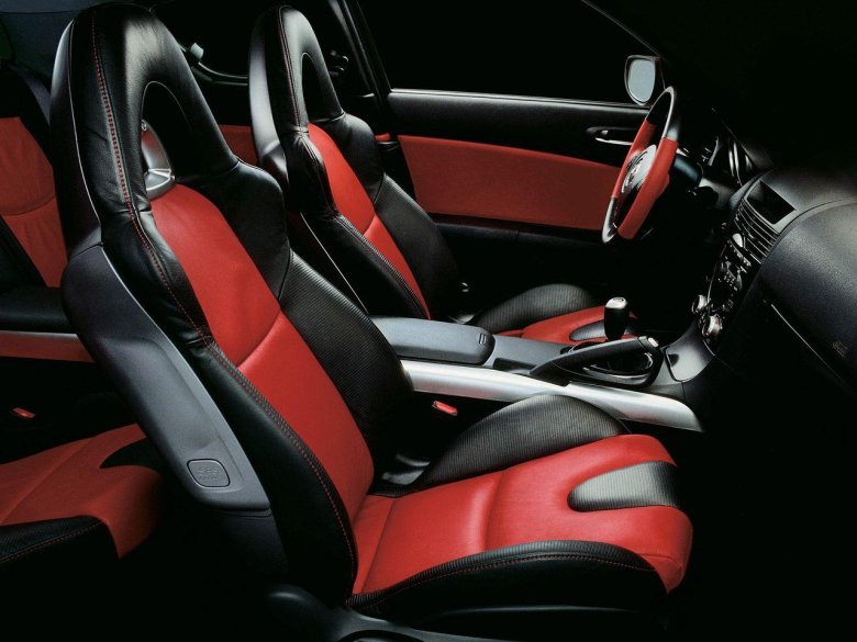 Mazda RX 8 Interior